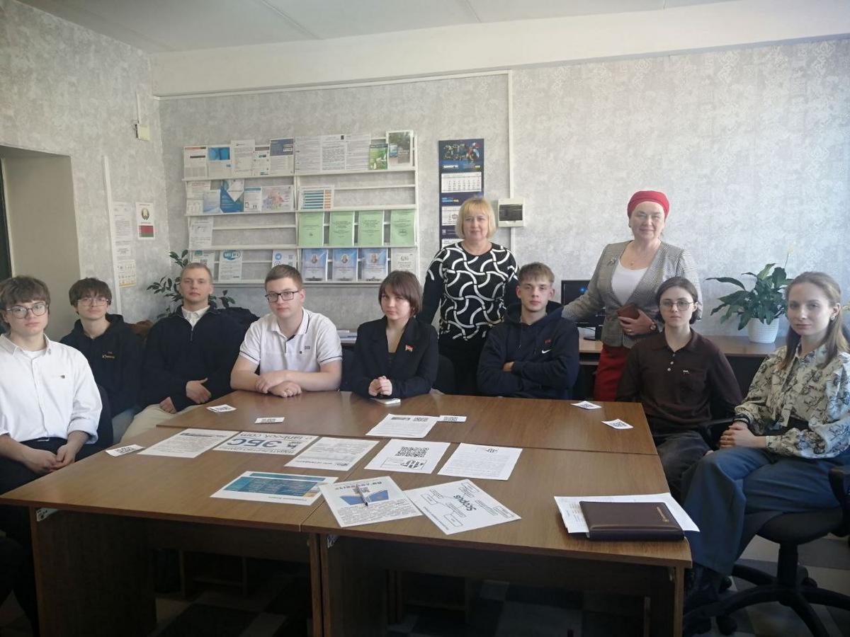 3 Занятие в библиотеке в рамках дисциплины "Академическое письмо"