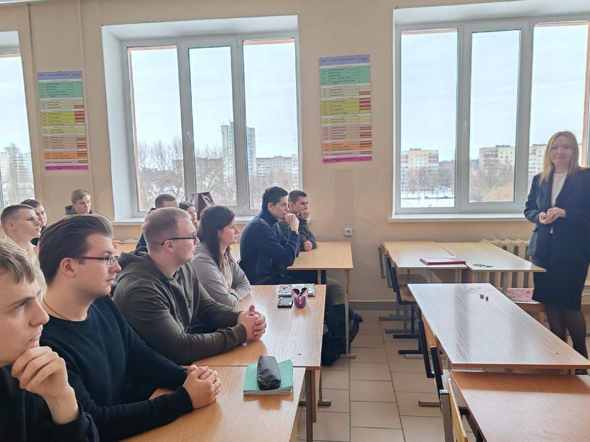 4 Студенты ГГТУ познакомились с возможностями карьерного роста в "Белоруснефти" 4 Студенты ГГТУ познакомились с возможностями карьерного роста в "Белоруснефти"