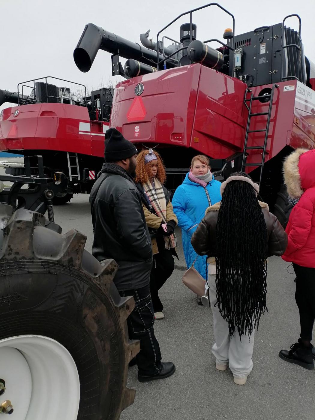 08 Экскурсия на ОАО "Гомсельмаш" 08 Экскурсия на ОАО "Гомсельмаш"