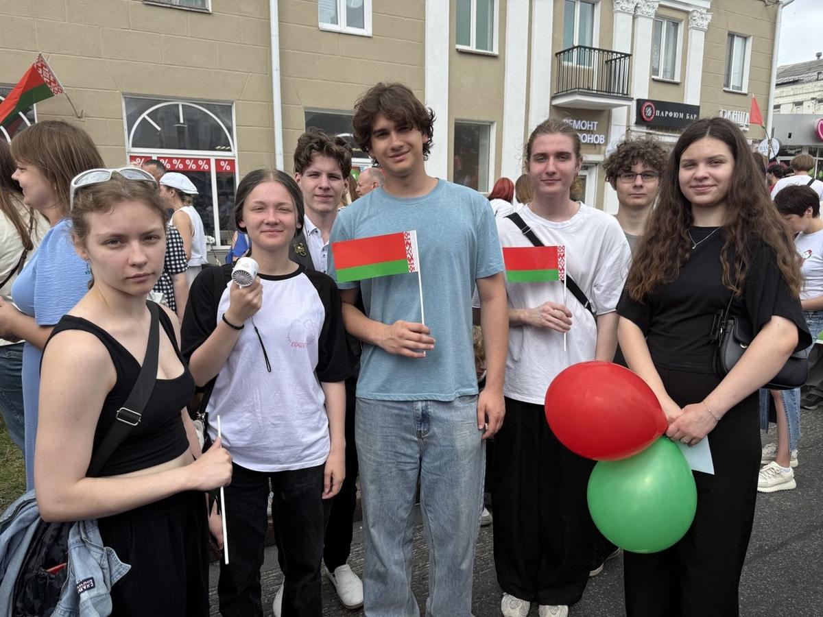 1 МСФ на тожественном шествии в честь Дня Независимости 1 МСФ на тожественном шествии в честь Дня Независимости