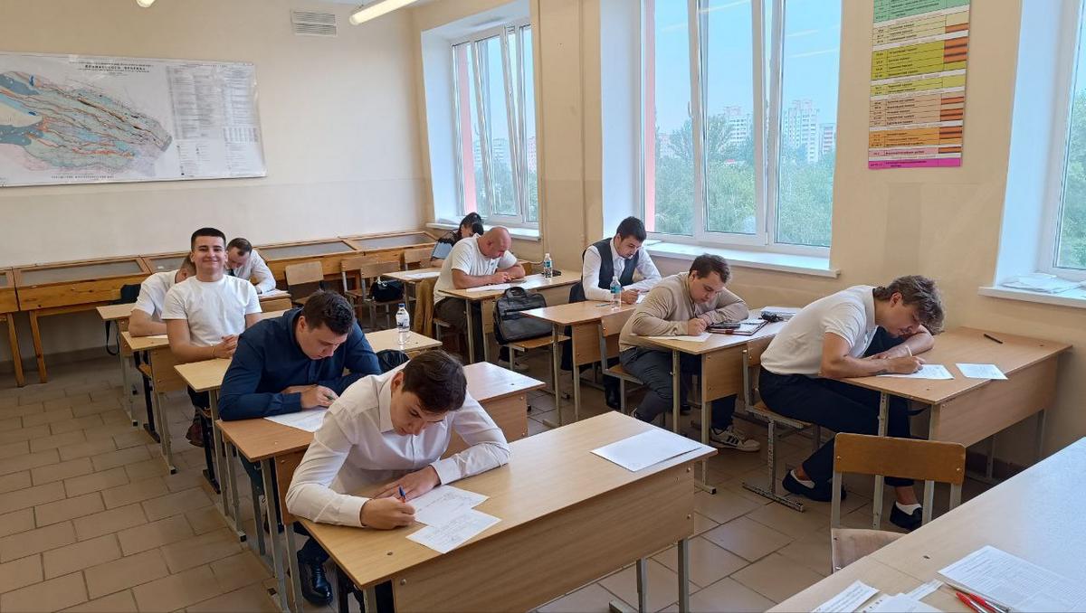 08 10 абитуриентов показали отличные знания и успешно прошли испытания в магистратуру