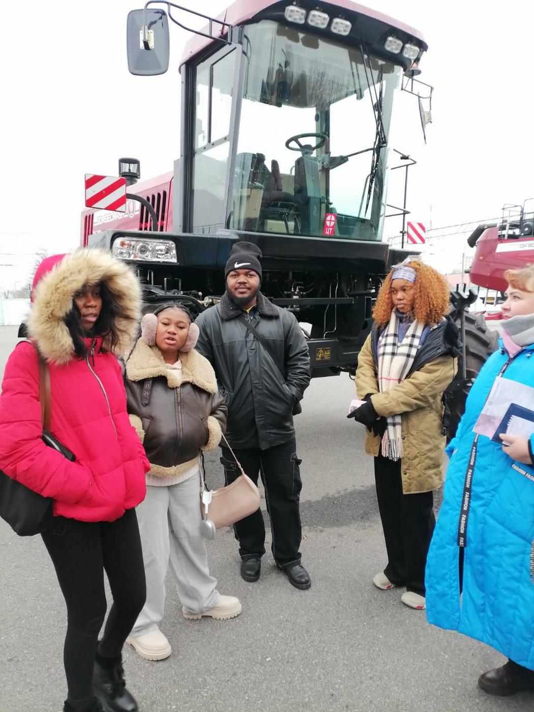 09 Экскурсия на ОАО "Гомсельмаш" 09 Экскурсия на ОАО "Гомсельмаш"