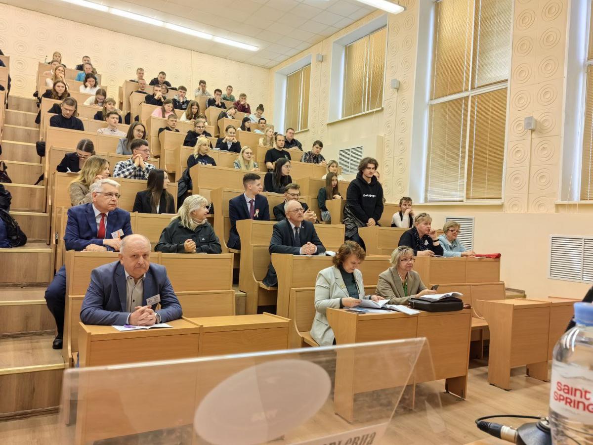 6 Машиностроительный факультет на конференции «Беларусь в современном мире»