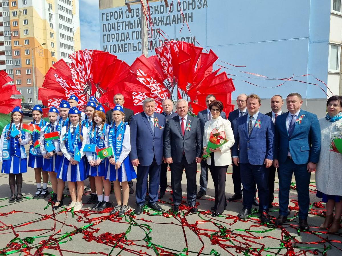 5 МСФ на открытии мурала