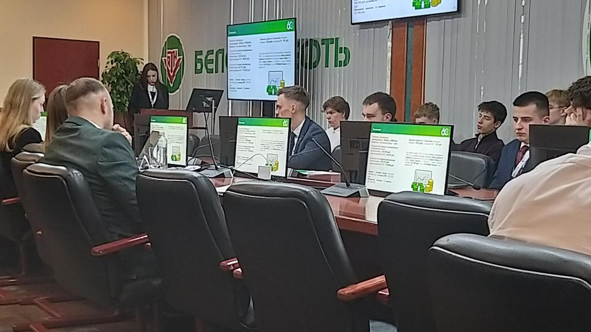 08 Студенты ГГТУ им. П.О.Сухого на XV Молодежной научно-технической конференции ПО "Белоруснефть" 08 Студенты ГГТУ им. П.О.Сухого на XV Молодежной научно-технической конференции ПО "Белоруснефть"