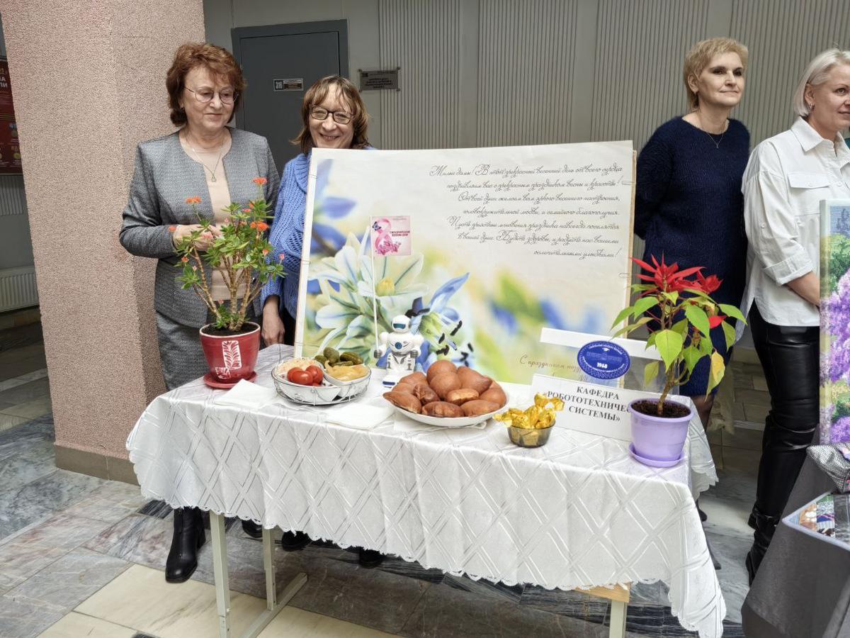 3 Наши преподаватели – кладезь талантов!