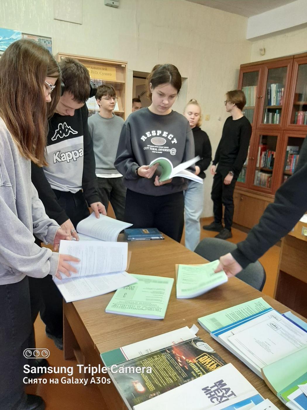 6 Тренинг "В поддержку начинающих исследователей" для студентов первого курса специальности "Гидропневмосистемы мобильных и технических машин и оборудования" 6 Тренинг "В поддержку начинающих исследователей" для студентов первого курса специальности "Гидропневмосистемы мобильных и технических машин и оборудования"