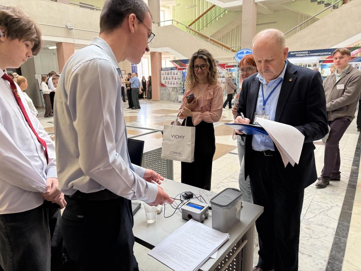 4 Преподаватели МСФ в жюри IX региональной конференции школьников