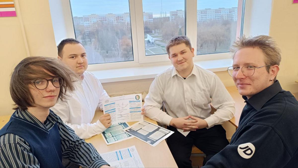 8 Научно-технический семинар по современным гидравлическим системам со студентами специальности "Гидропневмосистемы мобильных и технологических машин и оборудования"