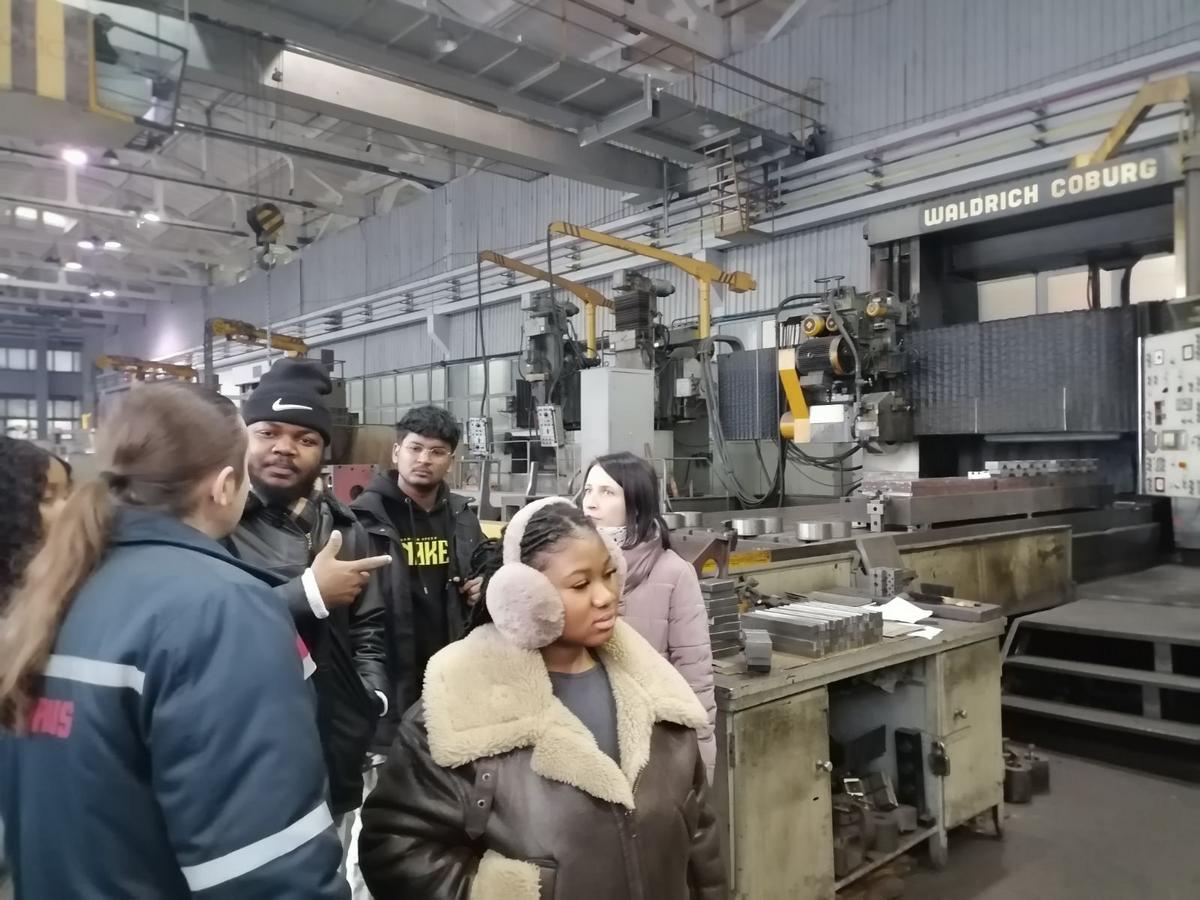 7 Экскурсия на ОАО "СтанкоГомель"