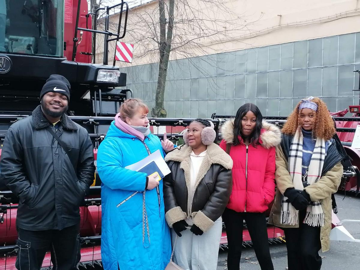 01 Экскурсия на ОАО "Гомсельмаш" 01 Экскурсия на ОАО "Гомсельмаш"