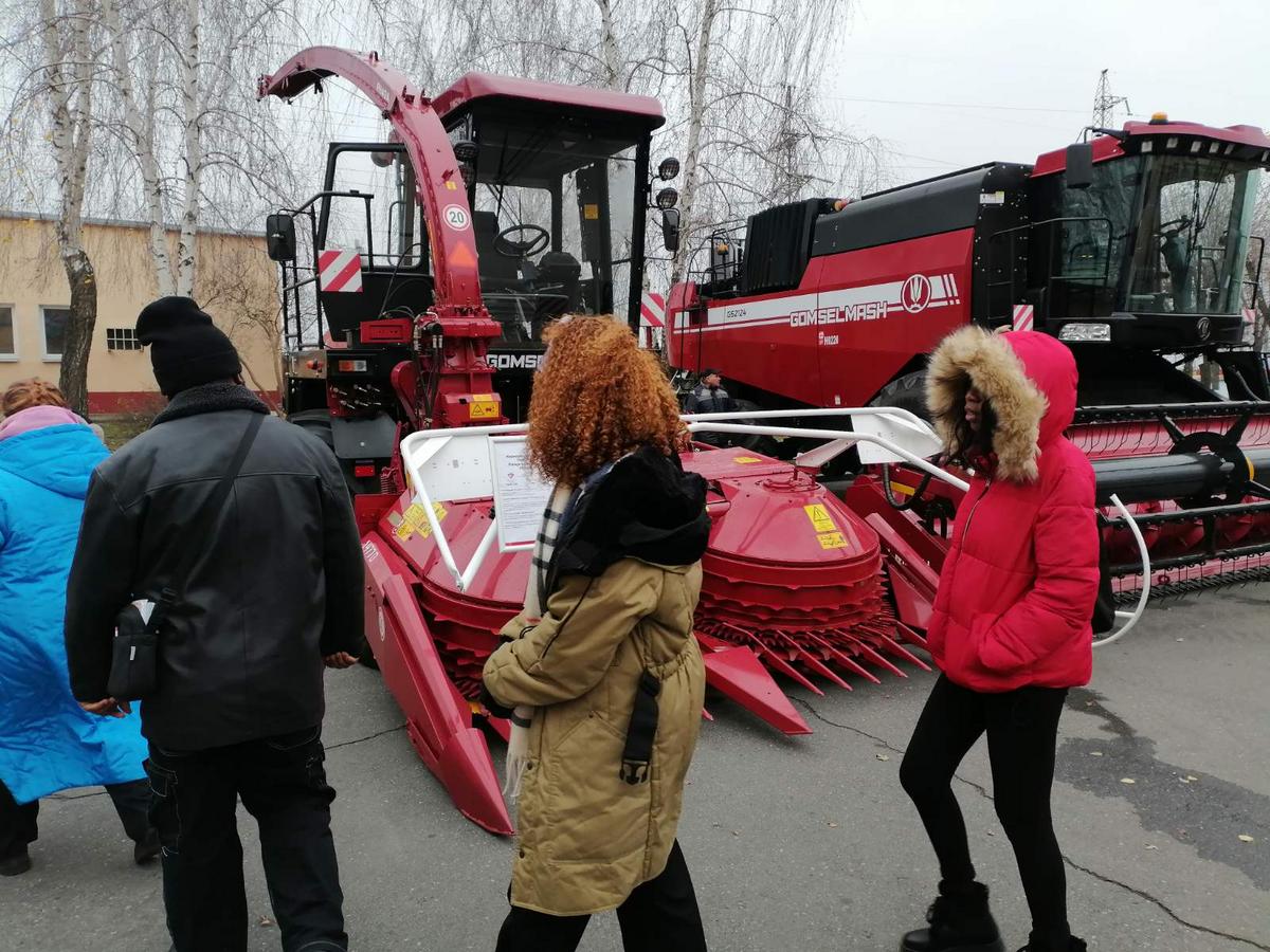 06 Экскурсия на ОАО "Гомсельмаш" 06 Экскурсия на ОАО "Гомсельмаш"