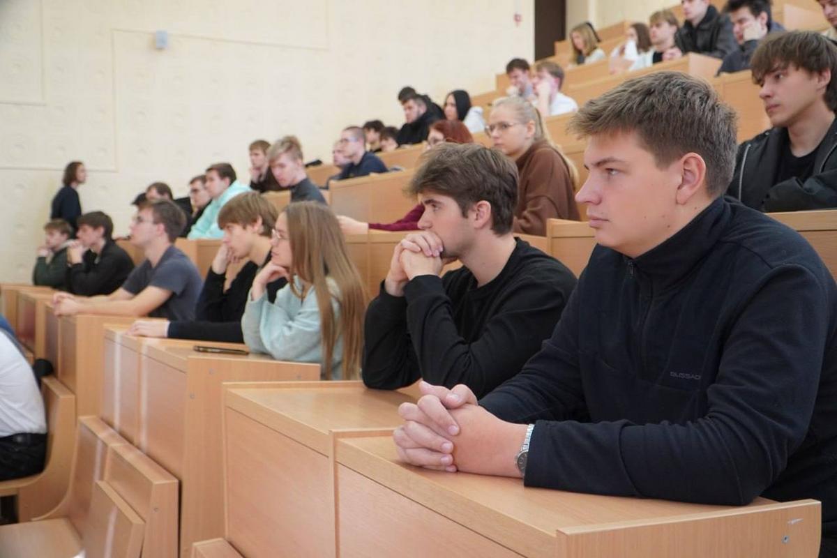 3 Ярмарка вакансий в Политехе