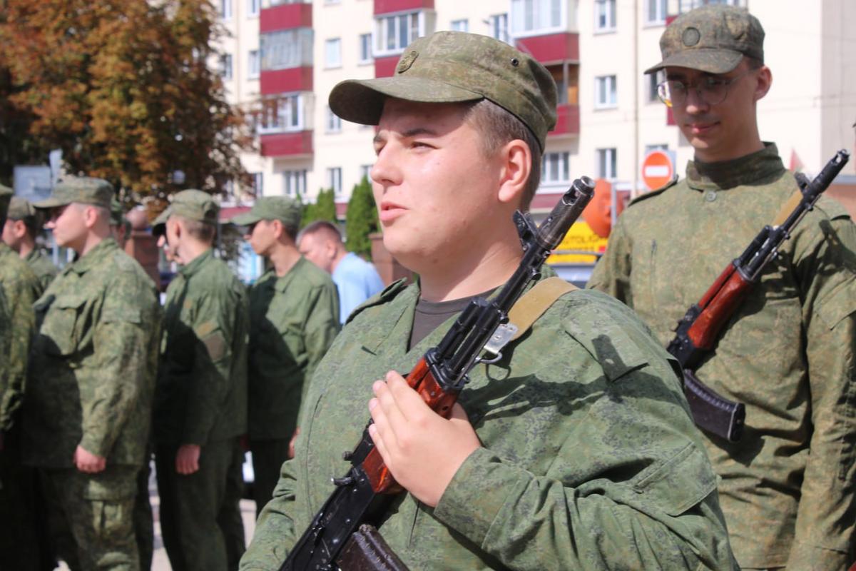 nash_student3_ Студент МСФ – будущий военный офицер!