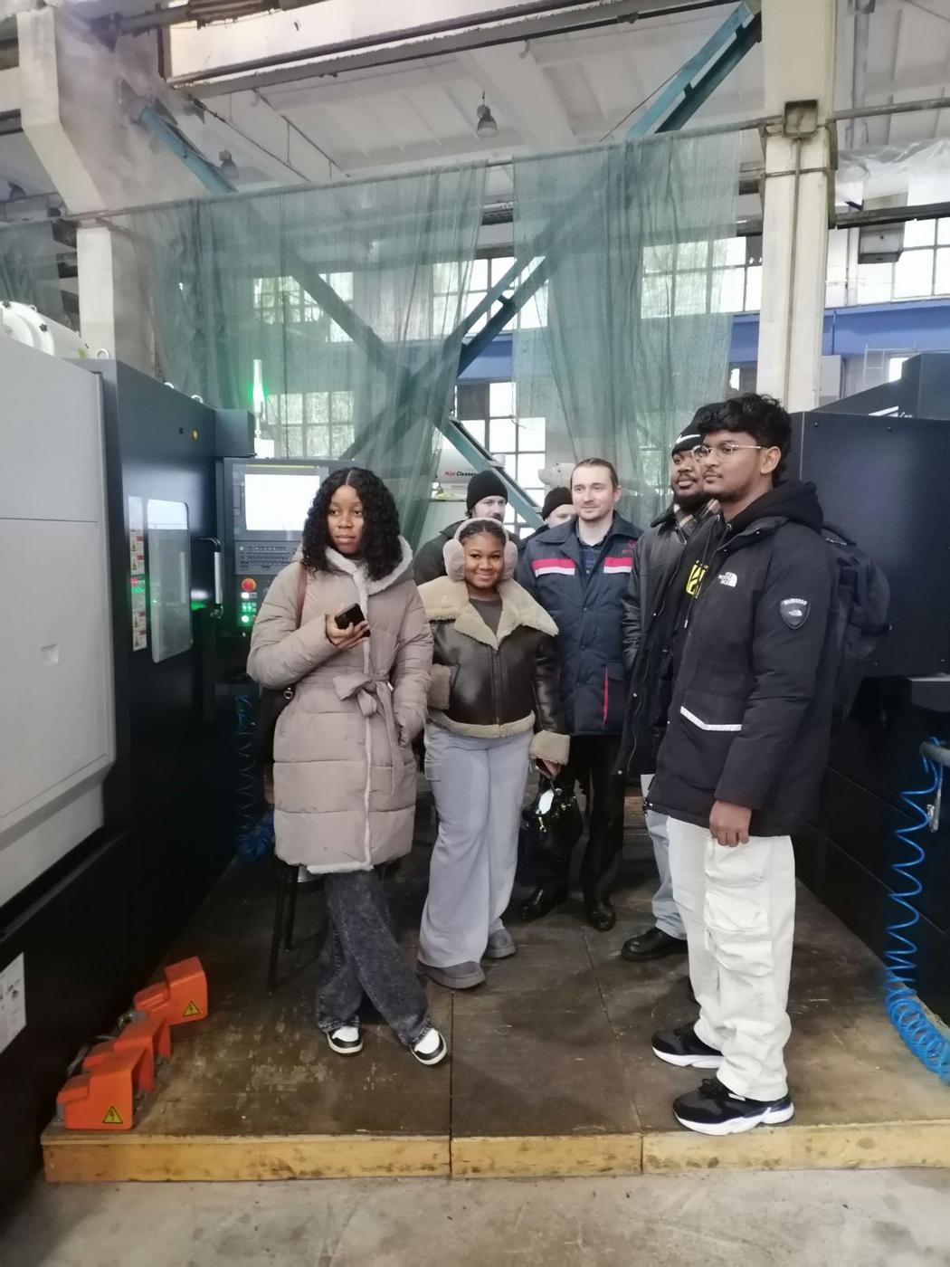 5 Экскурсия на ОАО "СтанкоГомель"