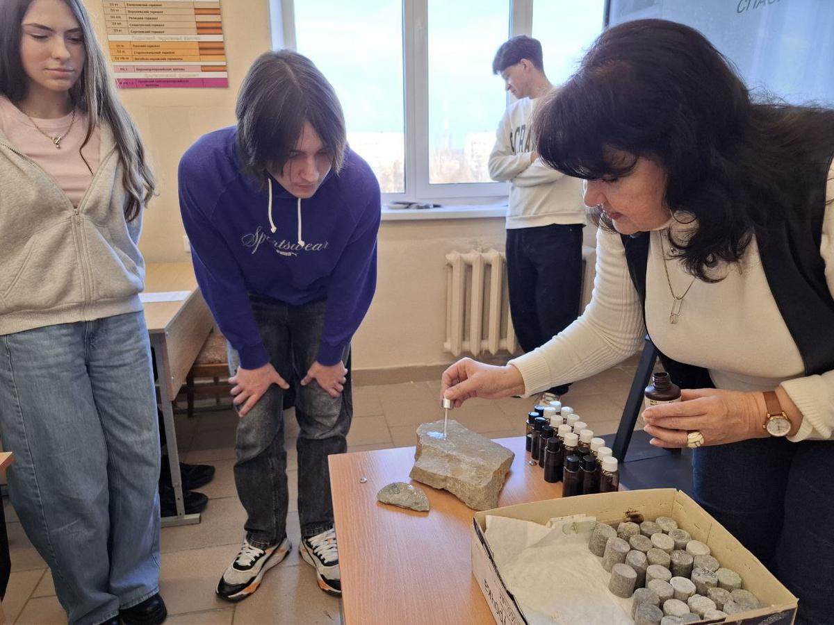 6 Старшеклассники Гомеля познакомились с перспективами нефтегазоразработки