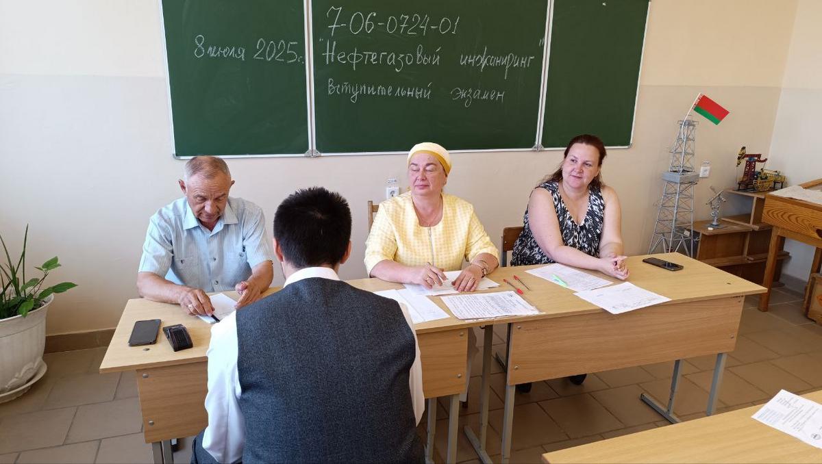 04 10 абитуриентов показали отличные знания и успешно прошли испытания в магистратуру